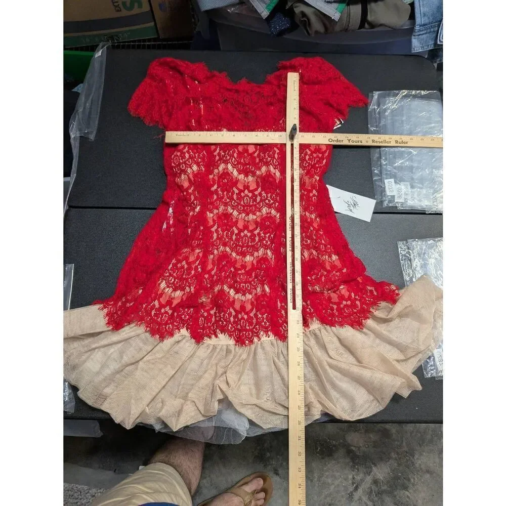 NWT Betsy & Adam Red Lace with Nude Contrast Dress Women's 6
